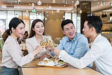 《钓鱼喂猫》登陆Steam 美少女钓鱼撸猫休闲日常